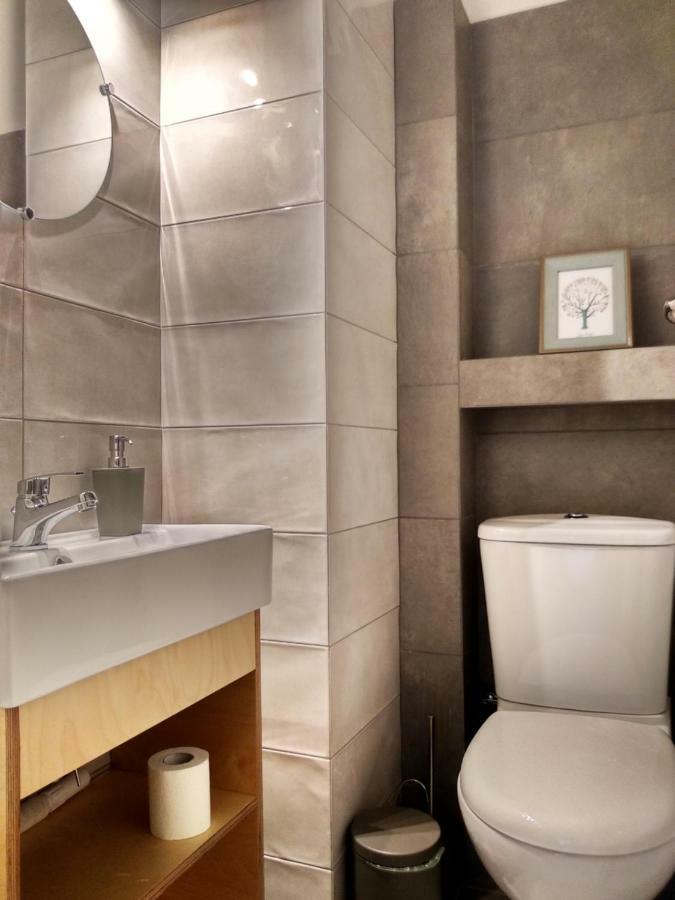 Darsiss 2 - Museum Apartment Athene Buitenkant foto