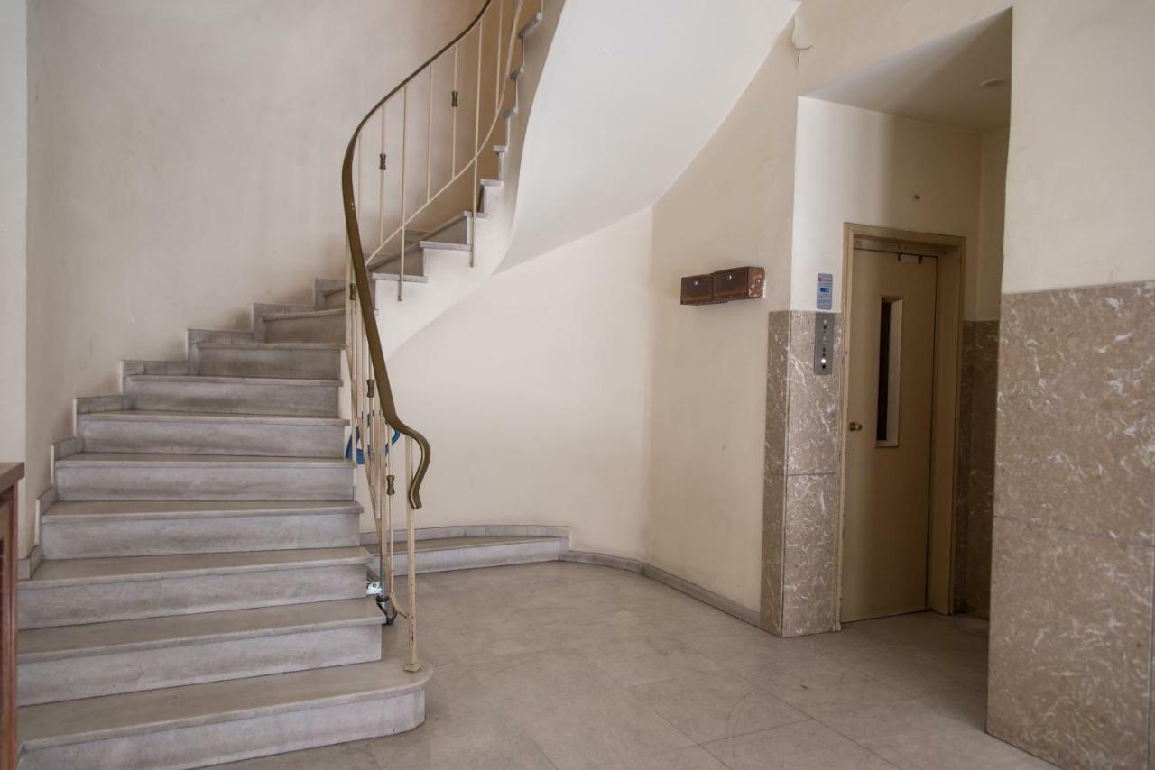 Darsiss 2 - Museum Apartment Athene Buitenkant foto